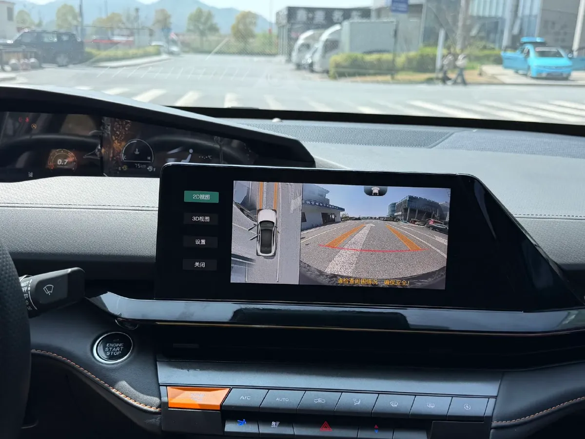 2023 ChangAn UNI-V 1.5T 188HP L4 7DCT,autocango,china used car exporter,china ev exporter,chinese used car exporter,chinese used ev exporter