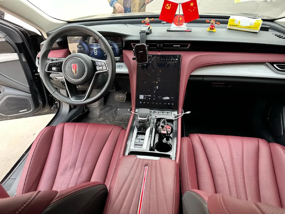 2025 HongQi H5 1.5T 150HP L4 1DHT PHEV,autocango,china used car exporter,china ev exporter,chinese used car exporter,chinese used ev exporter