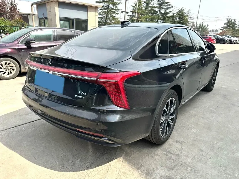 2025 HongQi H5 1.5T 150HP L4 1DHT PHEV,autocango,china used car exporter,china ev exporter,chinese used car exporter,chinese used ev exporter