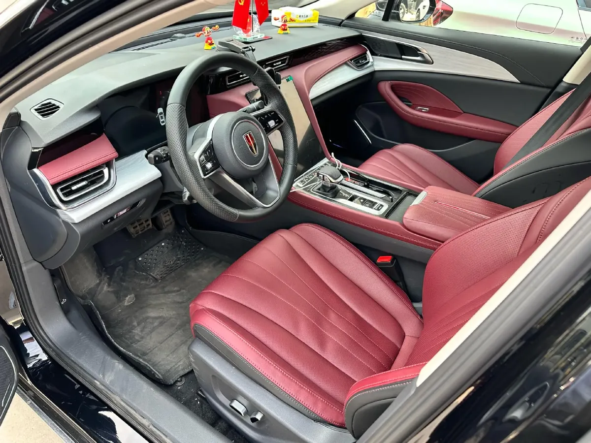 2025 HongQi H5 1.5T 150HP L4 1DHT PHEV,autocango,china used car exporter,china ev exporter,chinese used car exporter,chinese used ev exporter