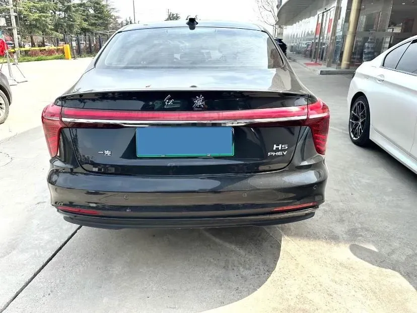 2025 HongQi H5 1.5T 150HP L4 1DHT PHEV,autocango,china used car exporter,china ev exporter,chinese used car exporter,chinese used ev exporter