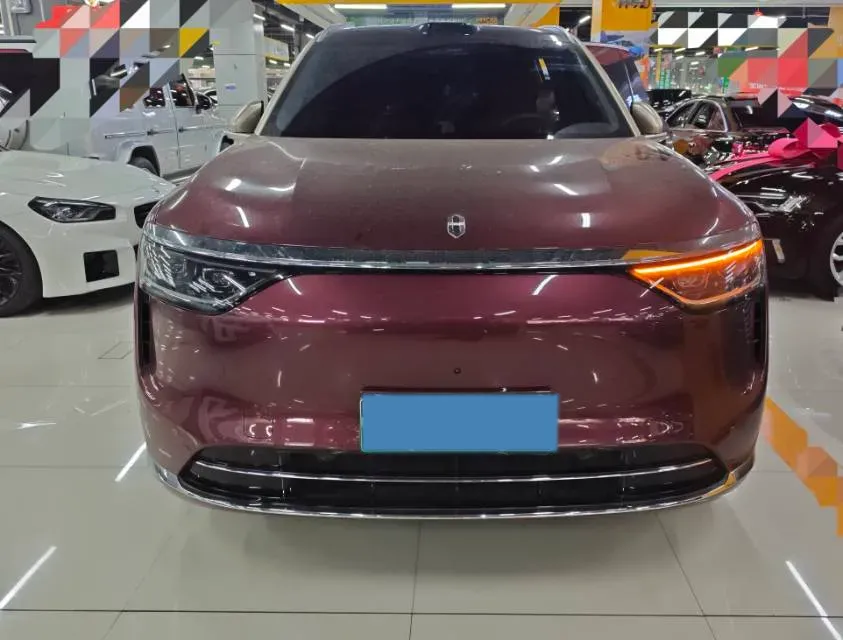 2025 AITO AITO M8 REEV 160HP REEV 53.4KWH,autocango,china used car exporter,china ev exporter,chinese used car exporter,chinese used ev exporter