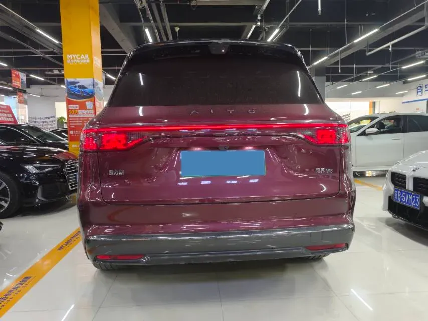 2025 AITO AITO M8 REEV 160HP REEV 53.4KWH,autocango,china used car exporter,china ev exporter,chinese used car exporter,chinese used ev exporter