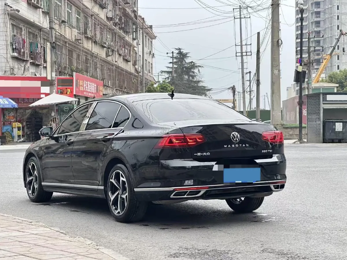 2023 Volkswagen Magotan 2.0T 186HP L4 7DCT,autocango,china used car exporter,china ev exporter,chinese used car exporter,chinese used ev exporter