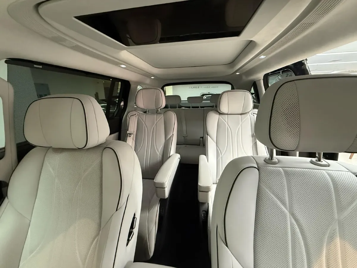 2024 Xpeng X9 BEV 101.5KWH,autocango,china used car exporter,china ev exporter,chinese used car exporter,chinese used ev exporter