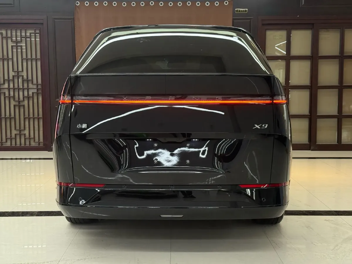 2024 Xpeng X9 BEV 101.5KWH,autocango,china used car exporter,china ev exporter,chinese used car exporter,chinese used ev exporter