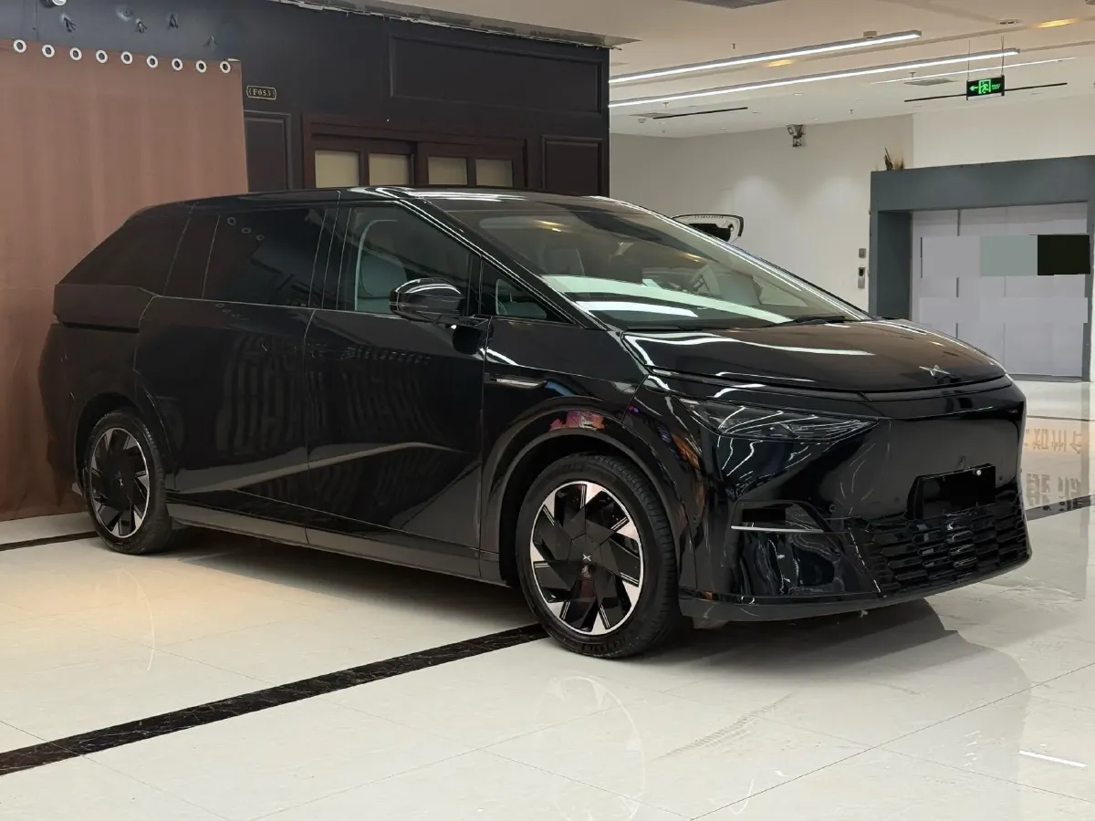 2024 Xpeng X9 BEV 101.5KWH,autocango,china used car exporter,china ev exporter,chinese used car exporter,chinese used ev exporter