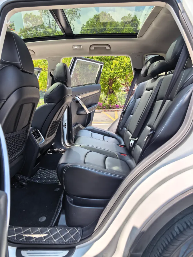 2020 Geely Azkarra 1.8T 184HP L4 7DCT,autocango,china used car exporter,china ev exporter,chinese used car exporter,chinese used ev exporter