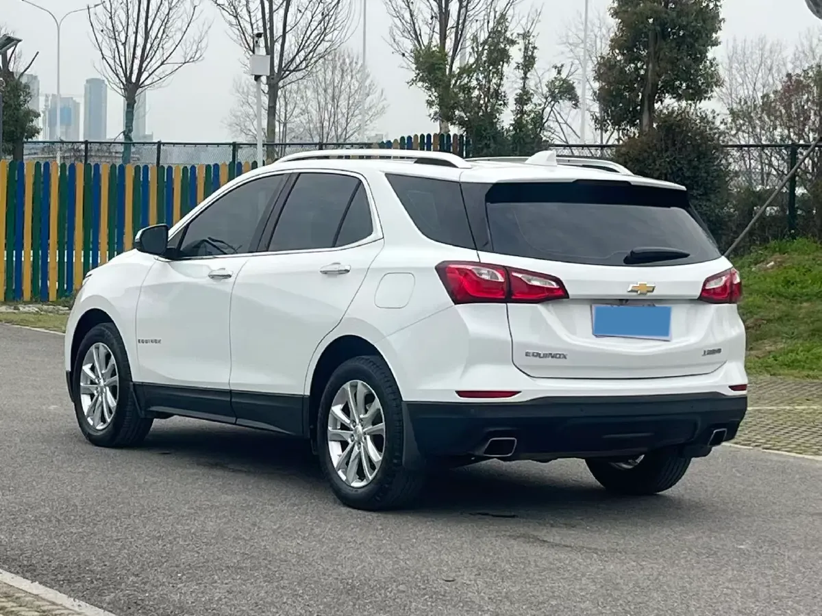 2018 Chevrolet Equinox 2.0T 260HP L4 9AT,autocango,china used car exporter,china ev exporter,chinese used car exporter,chinese used ev exporter