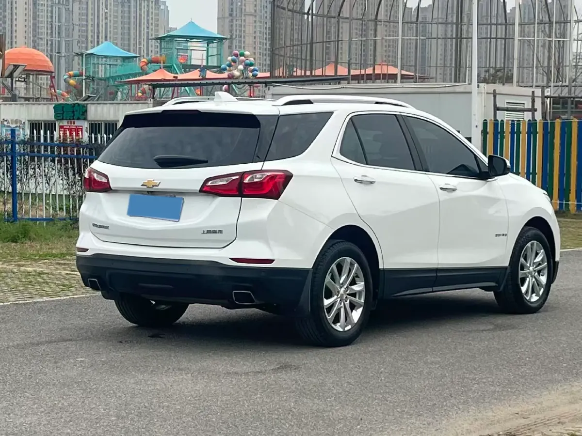 2018 Chevrolet Equinox 2.0T 260HP L4 9AT,autocango,china used car exporter,china ev exporter,chinese used car exporter,chinese used ev exporter