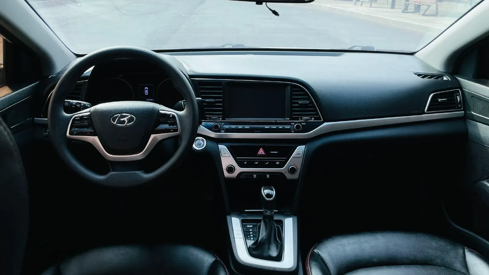 2016 Hyundai Elantra 1.6L 130HP L4 6AT,autocango,china used car exporter,china ev exporter,chinese used car exporter,chinese used ev exporter