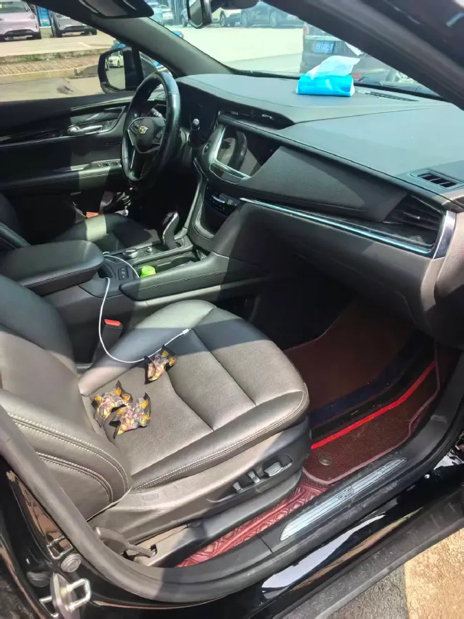 2022 Cadillac XT5 2.0T 237HP L4 9AT,autocango,china used car exporter,china ev exporter,chinese used car exporter,chinese used ev exporter