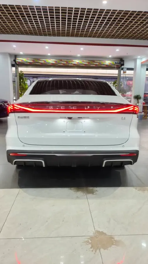 2023 Geely Galaxy L6 1.5T 163HP L4 3DHT PHEV,autocango,china used car exporter,china ev exporter,chinese used car exporter,chinese used ev exporter