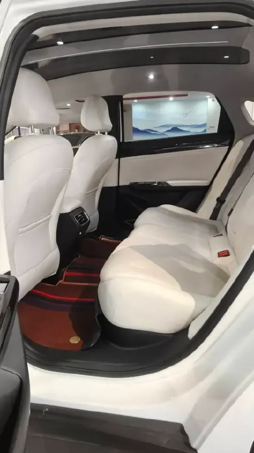 2023 Geely Galaxy L6 1.5T 163HP L4 3DHT PHEV,autocango,china used car exporter,china ev exporter,chinese used car exporter,chinese used ev exporter