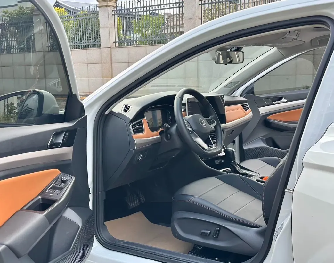 2023 Volkswagen Bora 1.2T 116HP L4 7DCT,autocango,china used car exporter,china ev exporter,chinese used car exporter,chinese used ev exporter