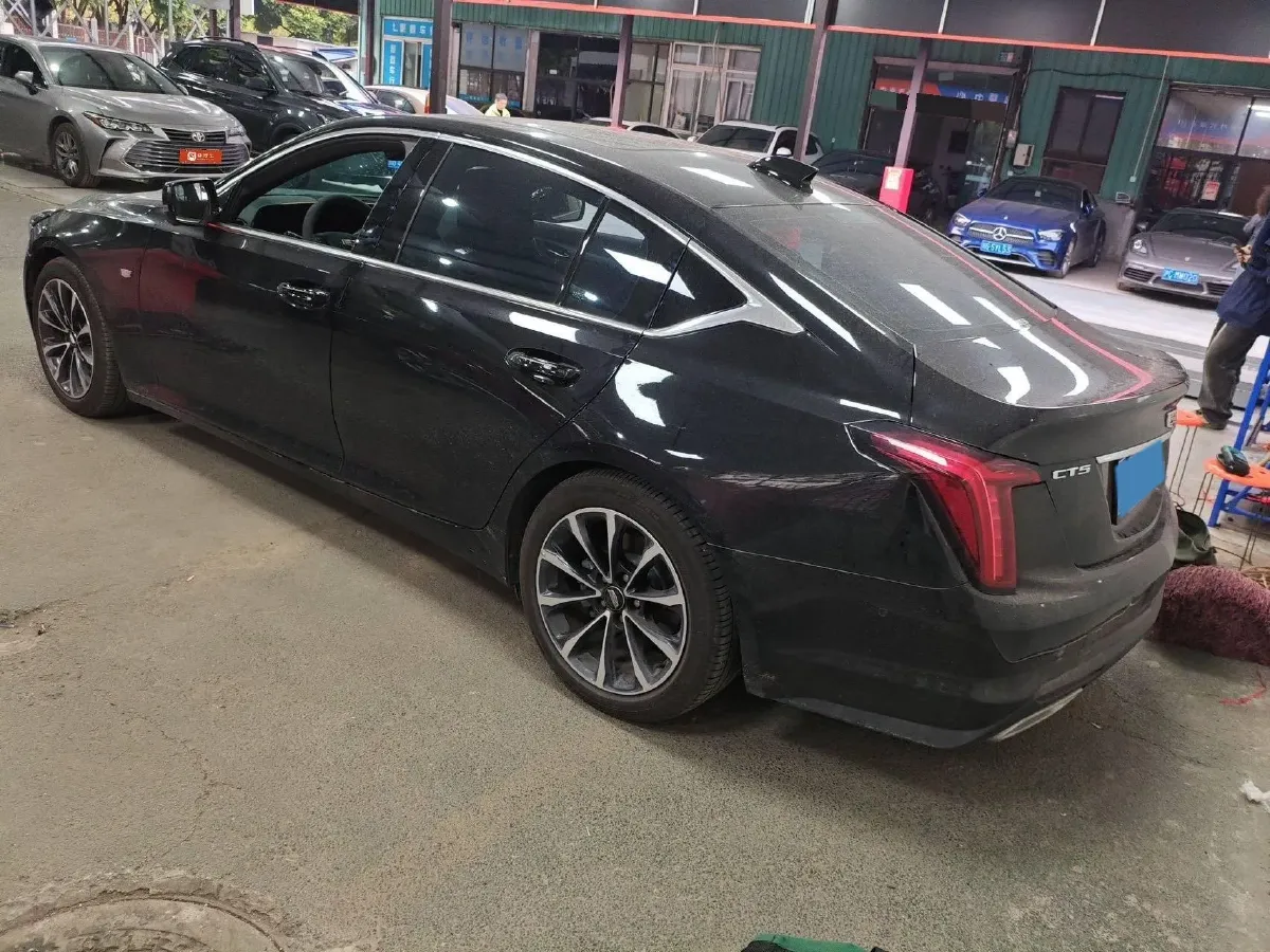 2025 Cadillac CT5 2.0T 237HP L4 10AT,autocango,china used car exporter,china ev exporter,chinese used car exporter,chinese used ev exporter