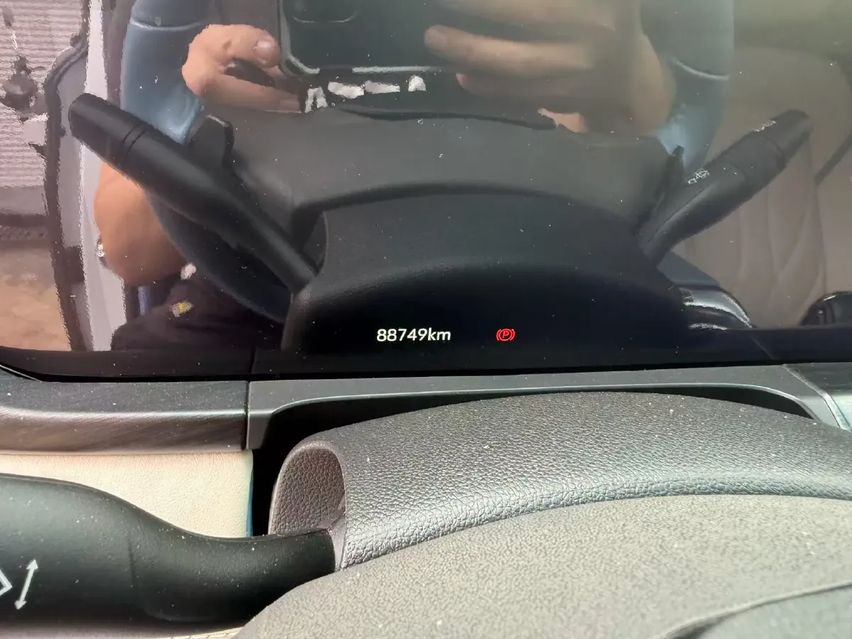 2022 Buick GL8 2.0T 237HP L4 9AT,autocango,china used car exporter,china ev exporter,chinese used car exporter,chinese used ev exporter