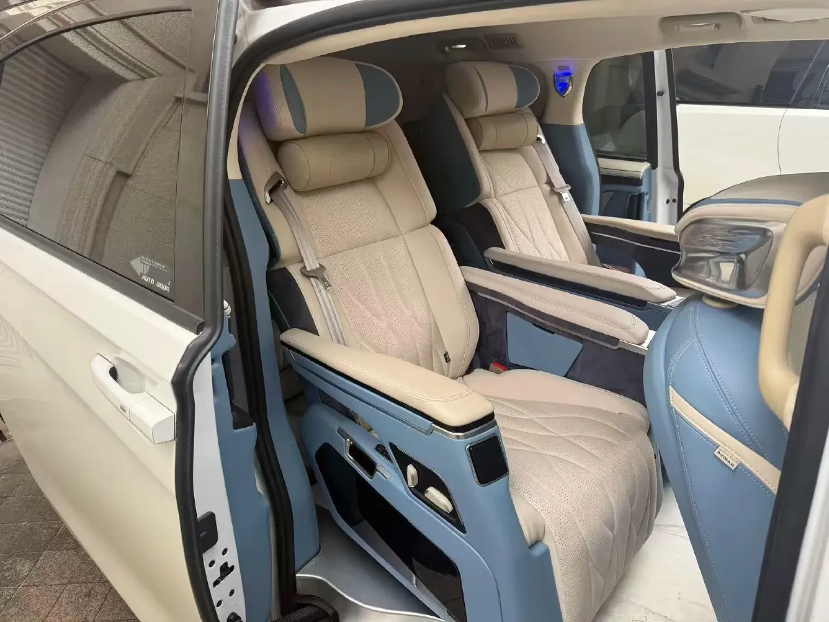 2022 Buick GL8 2.0T 237HP L4 9AT,autocango,china used car exporter,china ev exporter,chinese used car exporter,chinese used ev exporter