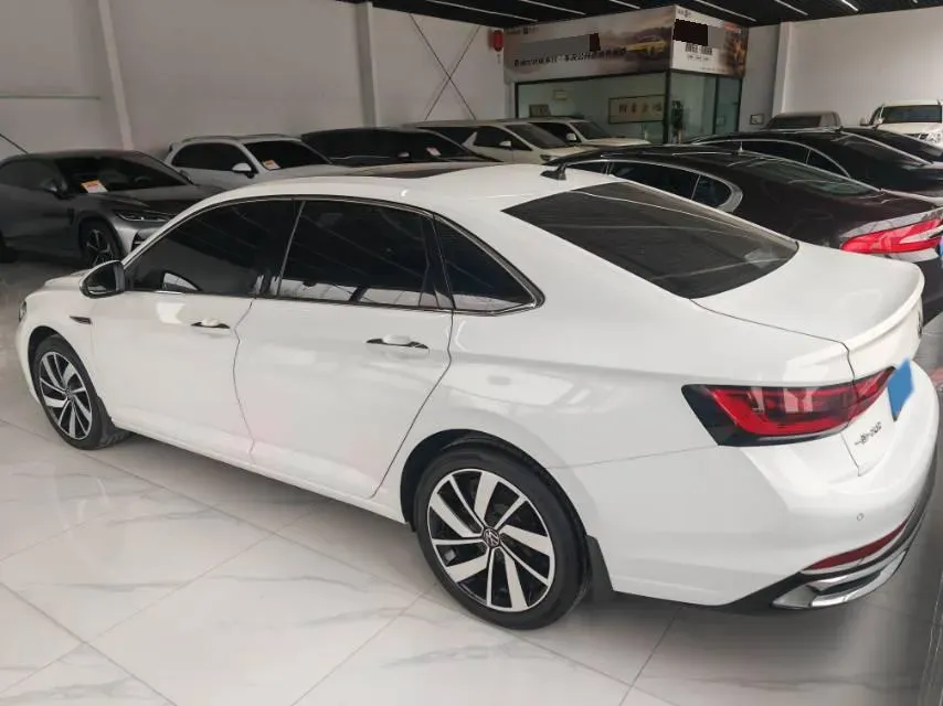 2023 Volkswagen Sagitar 1.5T 160HP L4 7DCT,autocango,china used car exporter,china ev exporter,chinese used car exporter,chinese used ev exporter