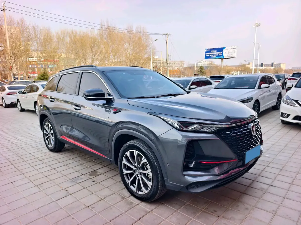 2020 ChangAn CS75 Plus 2.0T 233HP L4 8AT,autocango,china used car exporter,china ev exporter,chinese used car exporter,chinese used ev exporter