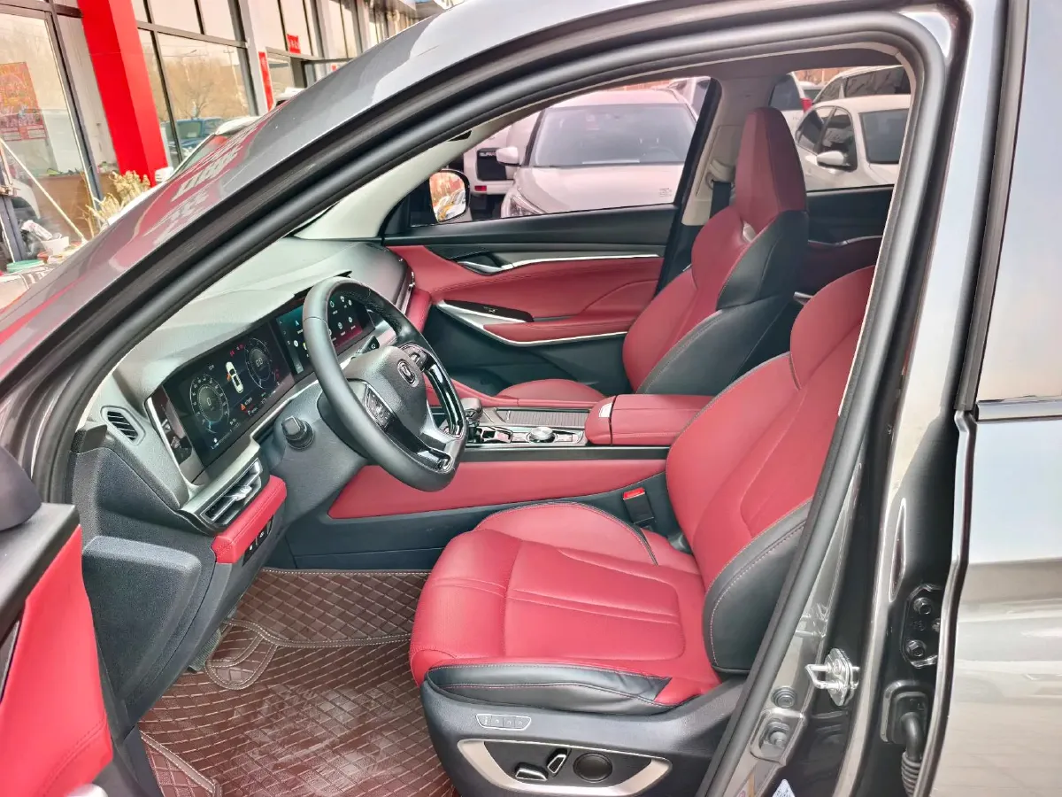 2020 ChangAn CS75 Plus 2.0T 233HP L4 8AT,autocango,china used car exporter,china ev exporter,chinese used car exporter,chinese used ev exporter