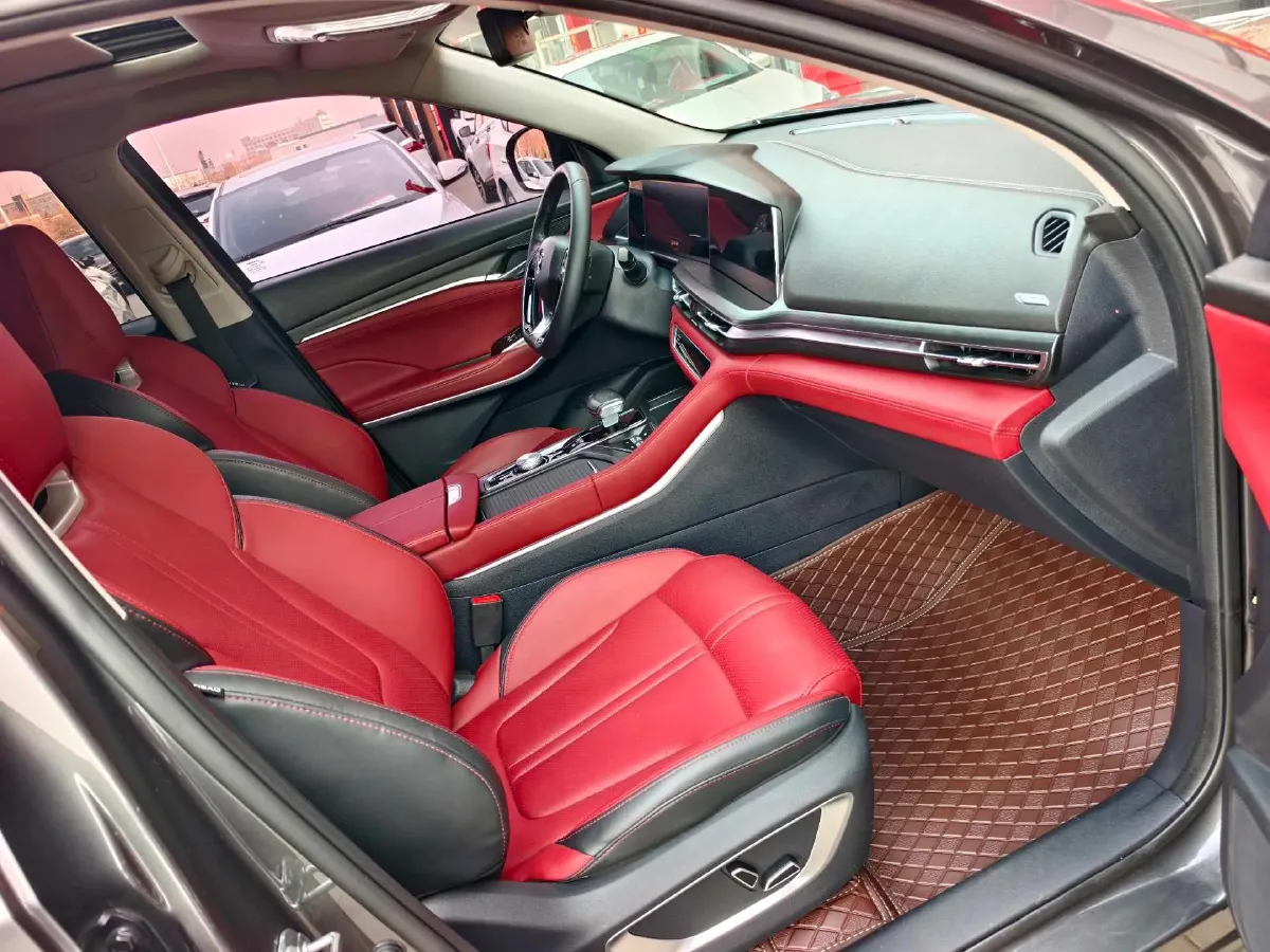 2020 ChangAn CS75 Plus 2.0T 233HP L4 8AT,autocango,china used car exporter,china ev exporter,chinese used car exporter,chinese used ev exporter