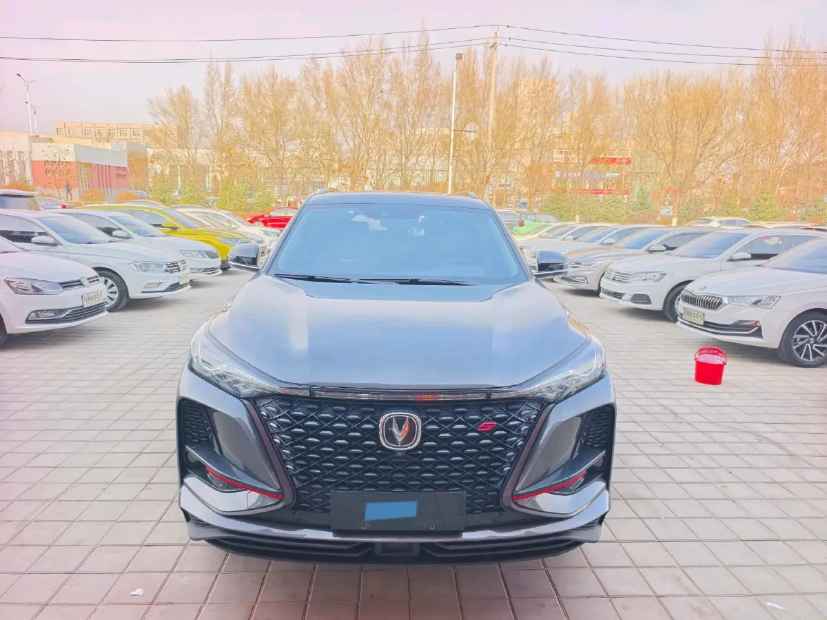 2020 ChangAn CS75 Plus 2.0T 233HP L4 8AT,autocango,china used car exporter,china ev exporter,chinese used car exporter,chinese used ev exporter