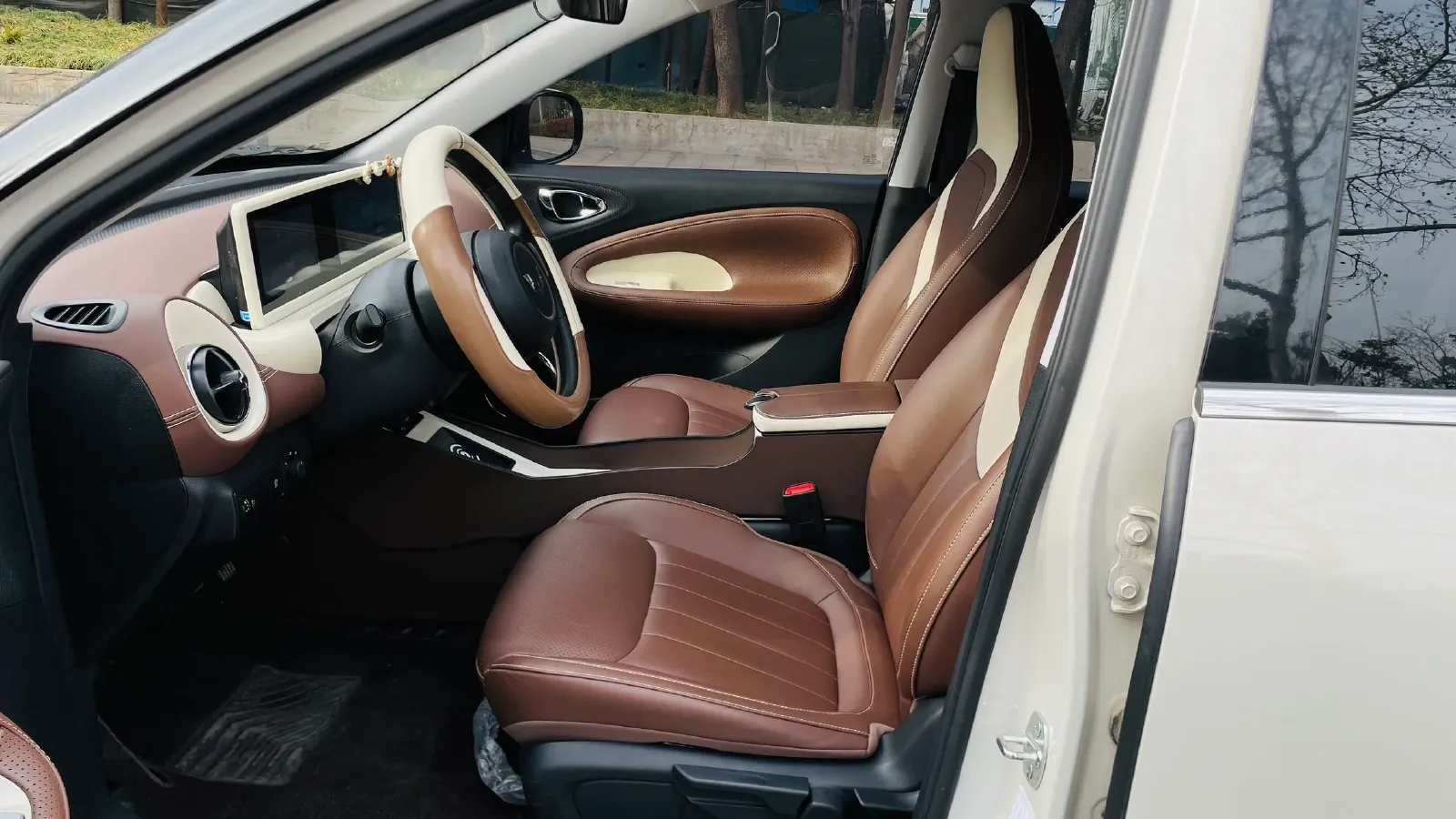 2024 WuLing BinGuo BEV 31.9KWH,autocango,china used car exporter,china ev exporter,chinese used car exporter,chinese used ev exporter