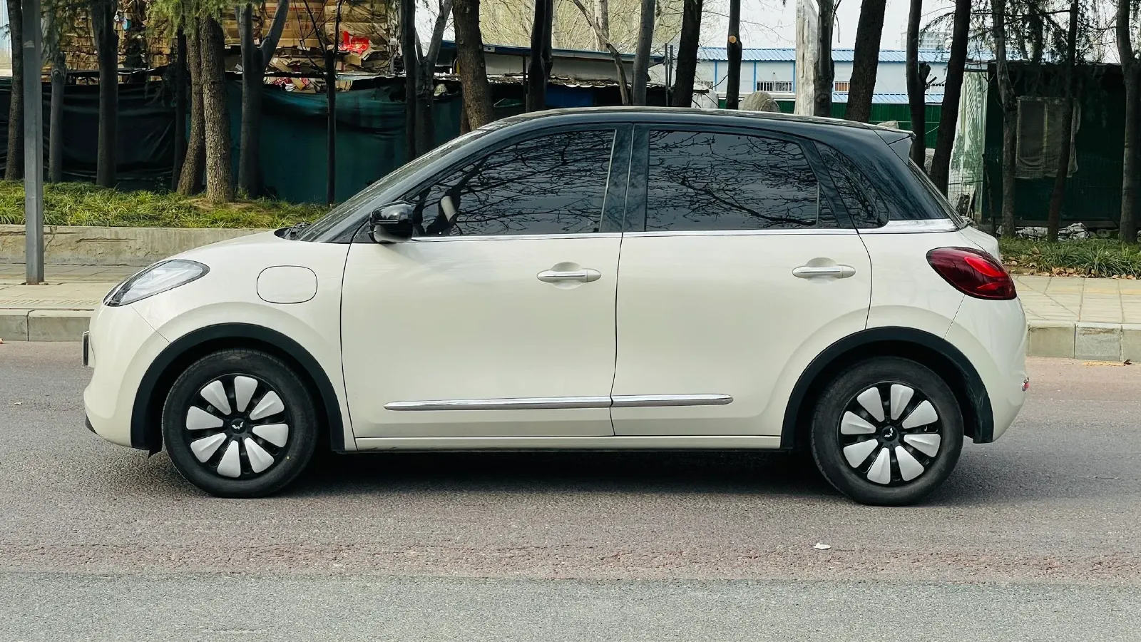 2024 WuLing BinGuo BEV 31.9KWH,autocango,china used car exporter,china ev exporter,chinese used car exporter,chinese used ev exporter