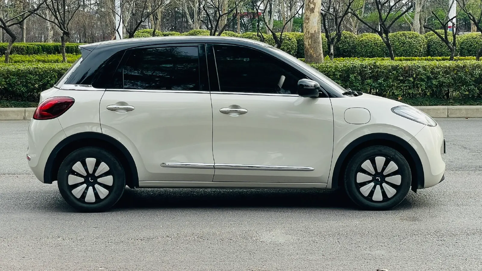 2024 WuLing BinGuo BEV 31.9KWH,autocango,china used car exporter,china ev exporter,chinese used car exporter,chinese used ev exporter