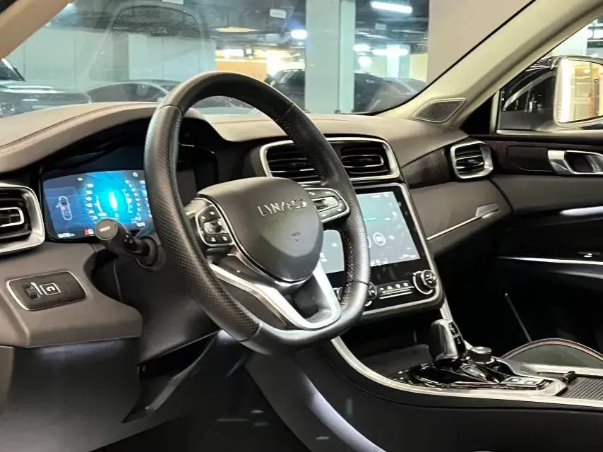 2017 Foton Sauvana 2.0T 218HP L4 6AT,autocango,china used car exporter,china ev exporter,chinese used car exporter,chinese used ev exporter