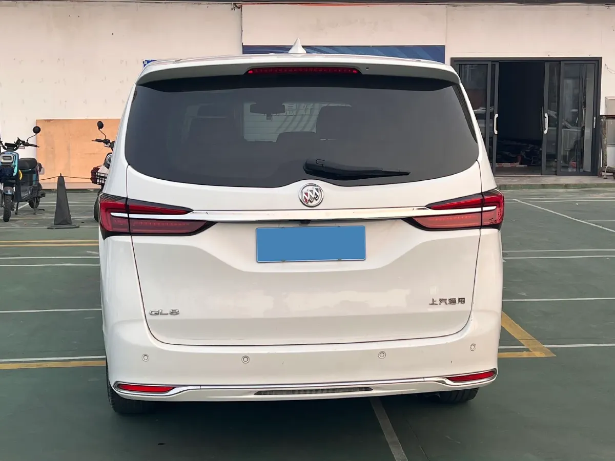 2023 Buick GL8 2.0T 237HP L4 9AT,autocango,china used car exporter,china ev exporter,chinese used car exporter,chinese used ev exporter