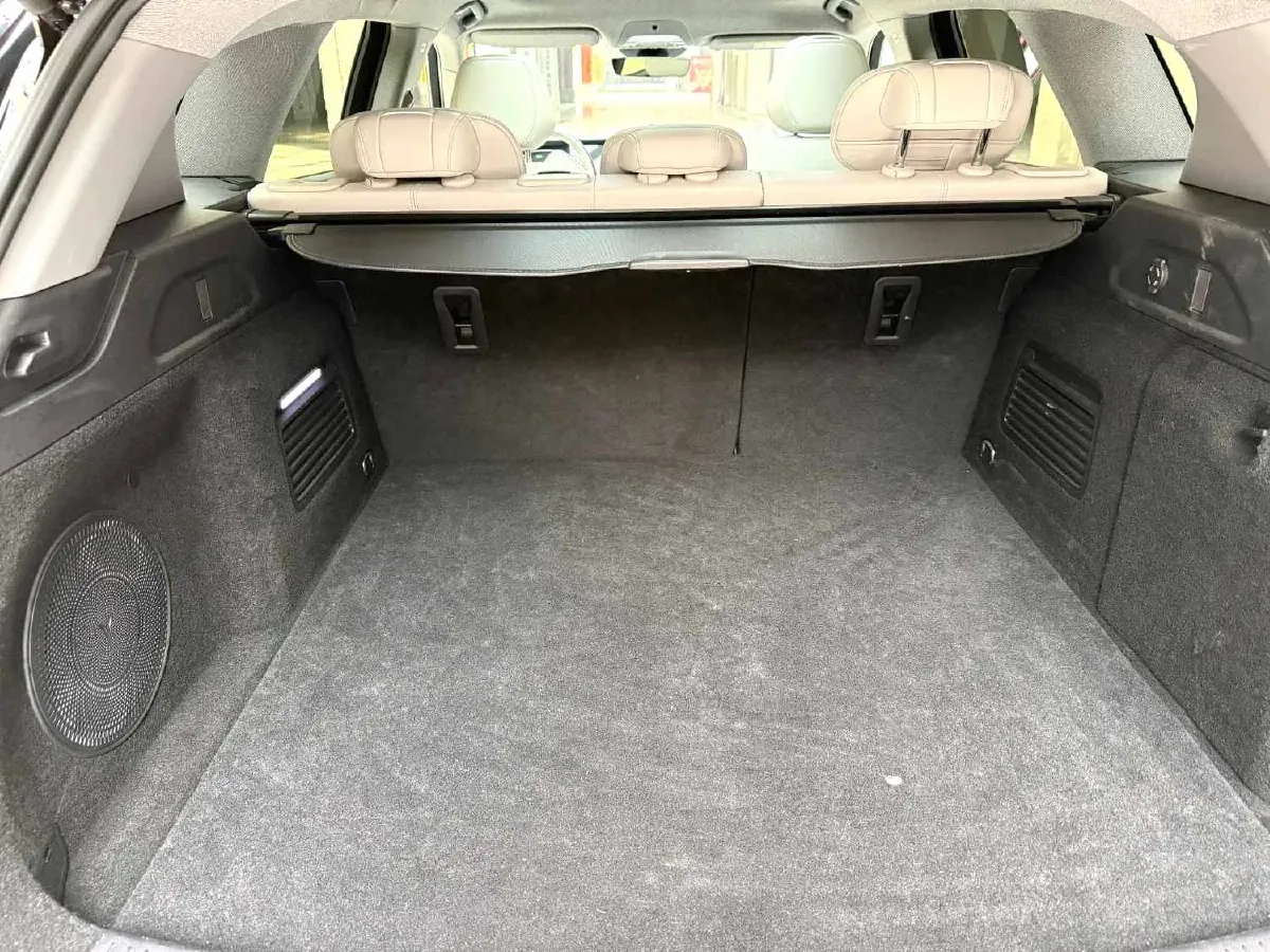 2025 Voyah FREE 1.5T 150HP L4 REEV 43KWH,autocango,china used car exporter,china ev exporter,chinese used car exporter,chinese used ev exporter