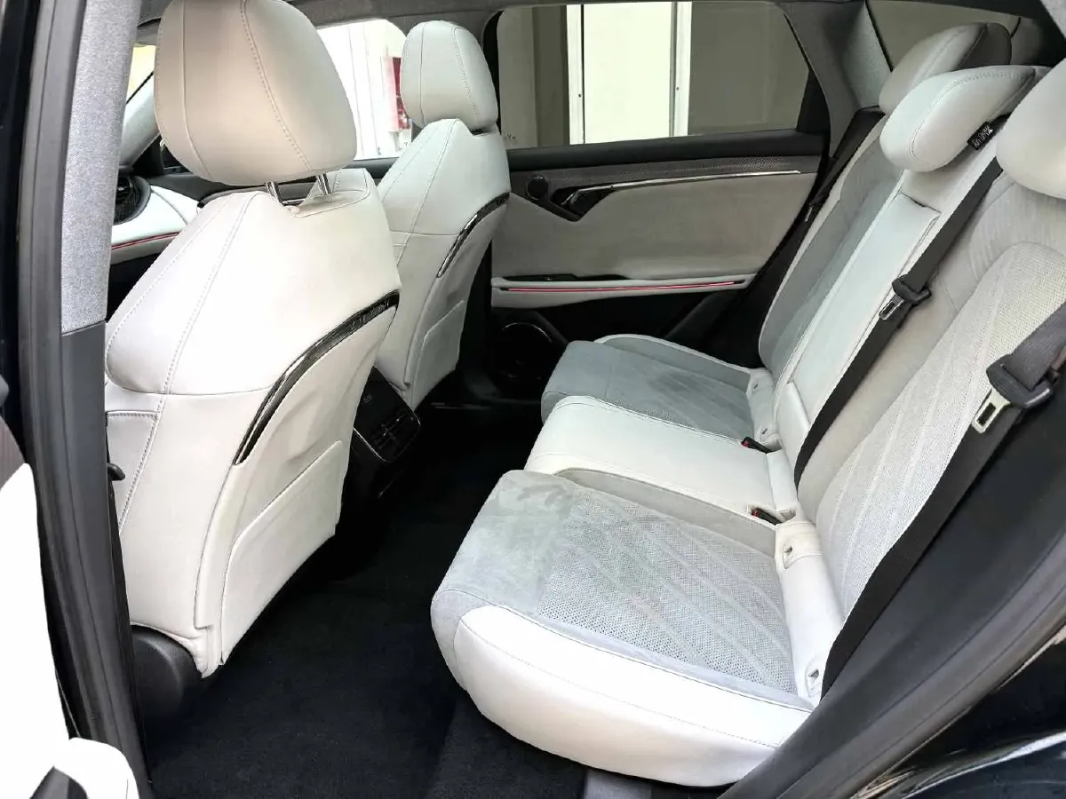 2025 Voyah FREE 1.5T 150HP L4 REEV 43KWH,autocango,china used car exporter,china ev exporter,chinese used car exporter,chinese used ev exporter