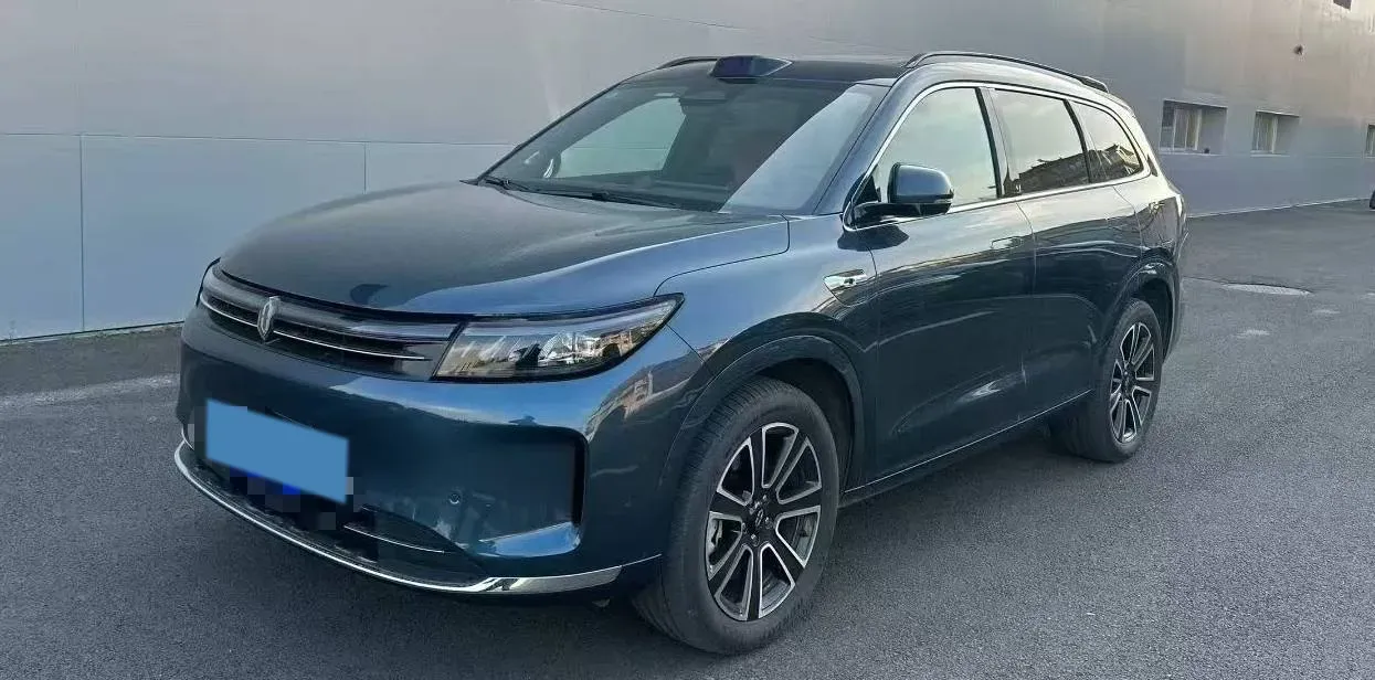 2024 AITO AITO M7 1.5T 152HP L4 REEV 42KWH,autocango,china used car exporter,china ev exporter,chinese used car exporter,chinese used ev exporter