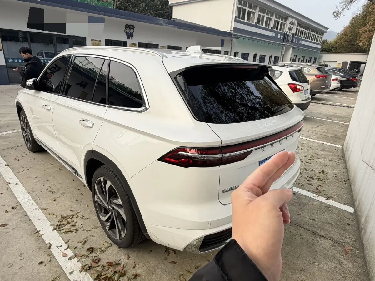 2023 Geely Monjaro 2.0T 238HP L4 8AT,autocango,china used car exporter,china ev exporter,chinese used car exporter,chinese used ev exporter