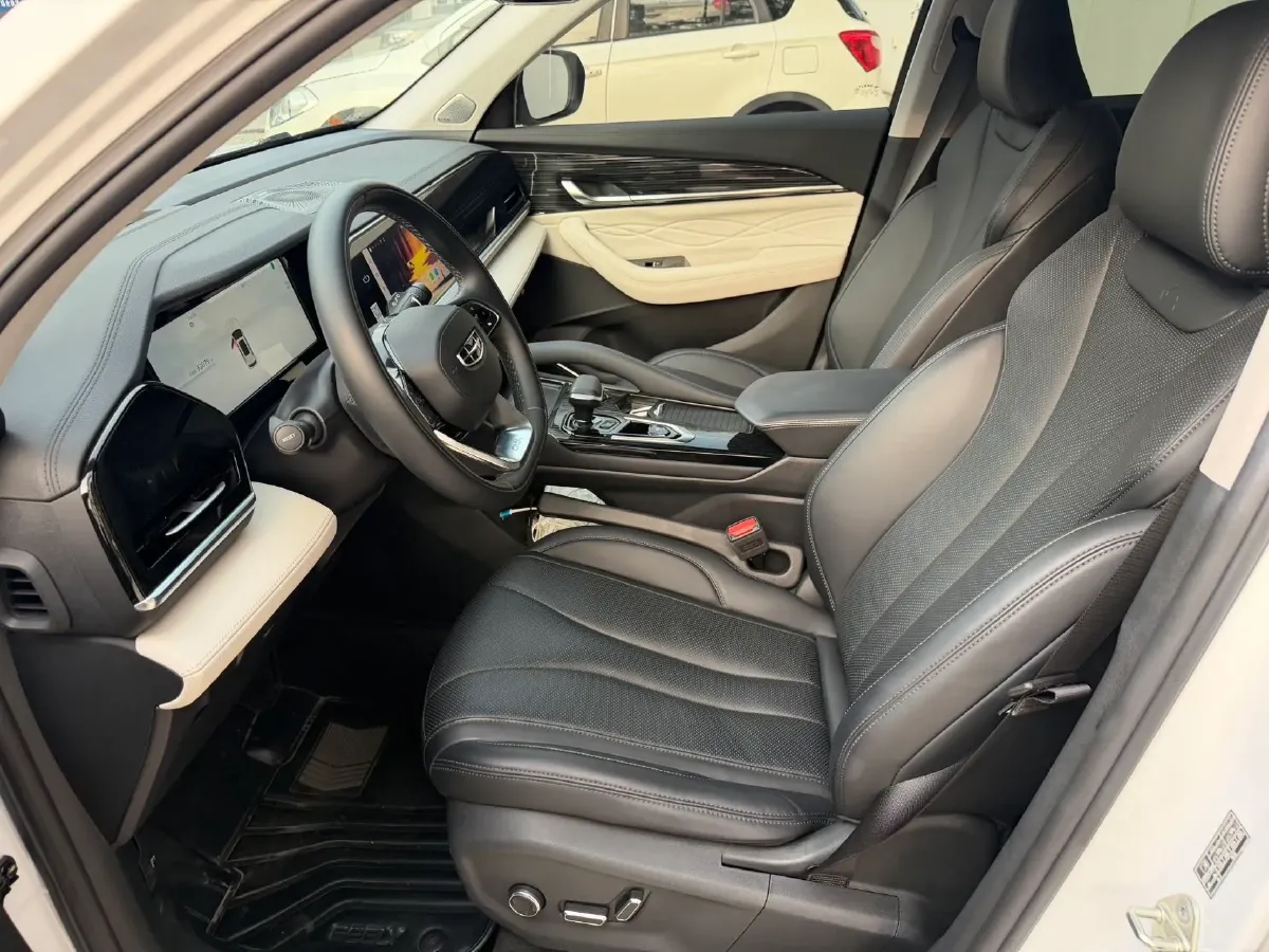 2023 Geely Monjaro 2.0T 238HP L4 8AT,autocango,china used car exporter,china ev exporter,chinese used car exporter,chinese used ev exporter