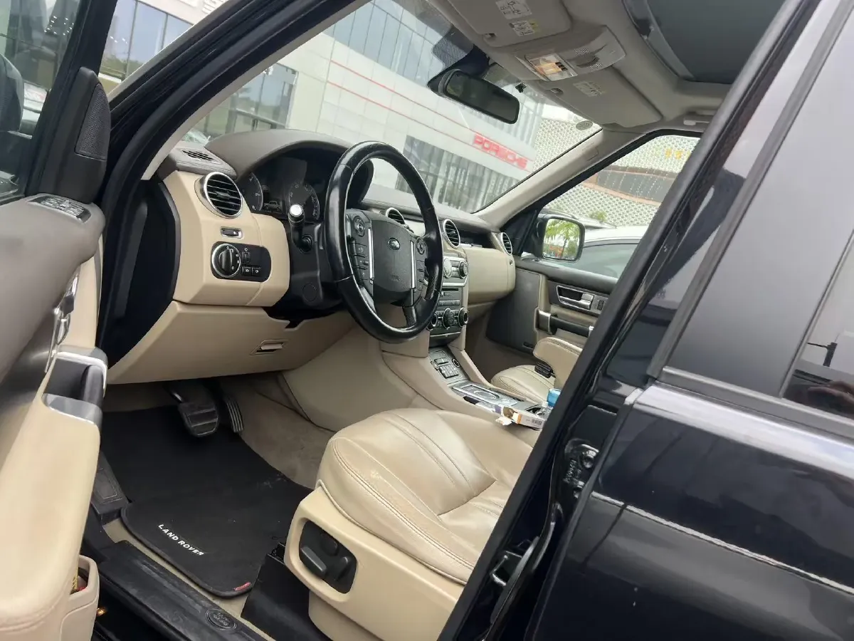 2013 Land Rover Discovery 3.0T 249HP V6 8AT,autocango,china used car exporter,china ev exporter,chinese used car exporter,chinese used ev exporter