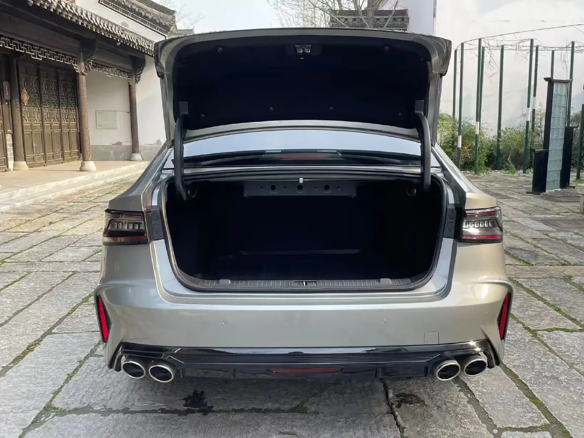 2023 Chery Arrizo 8 2.0T 254HP L4 7DCT,autocango,china used car exporter,china ev exporter,chinese used car exporter,chinese used ev exporter