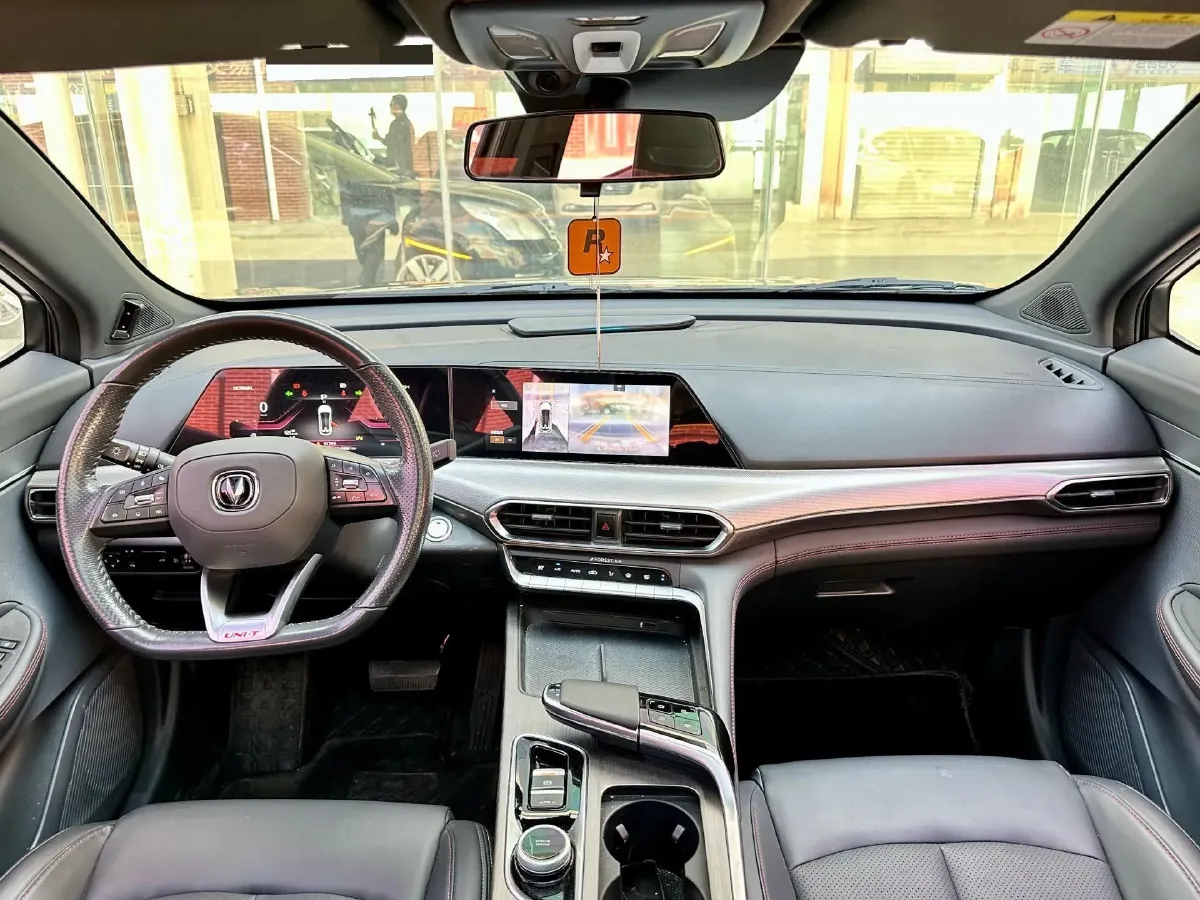 2020 ChangAn UNI-T 1.5T 180HP L4 7DCT,autocango,china used car exporter,china ev exporter,chinese used car exporter,chinese used ev exporter