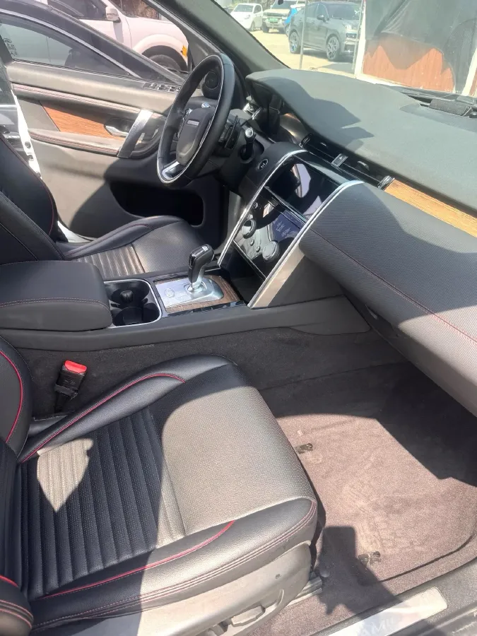 2020 Land Rover Discovery Sport 2.0T 249HP L4 9AT,autocango,china used car exporter,china ev exporter,chinese used car exporter,chinese used ev exporter