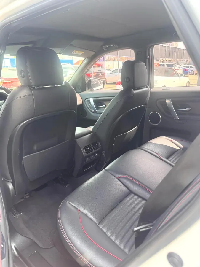 2020 Land Rover Discovery Sport 2.0T 249HP L4 9AT,autocango,china used car exporter,china ev exporter,chinese used car exporter,chinese used ev exporter