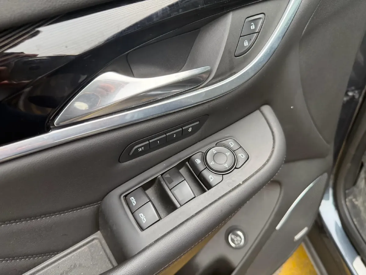 2020 Buick Enclave 2.0T 237HP L4 9AT,autocango,china used car exporter,china ev exporter,chinese used car exporter,chinese used ev exporter