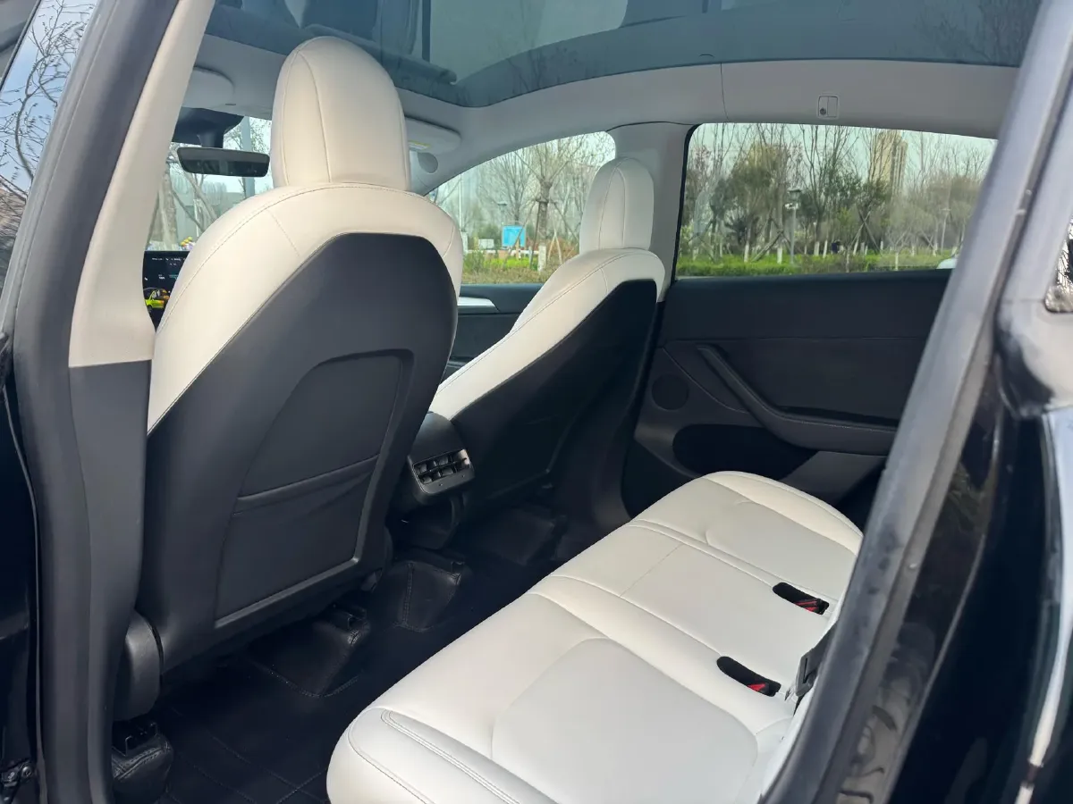 2021 MINI COUNTRYMAN 1.5T 136HP L3 8AT,autocango,china used car exporter,china ev exporter,chinese used car exporter,chinese used ev exporter