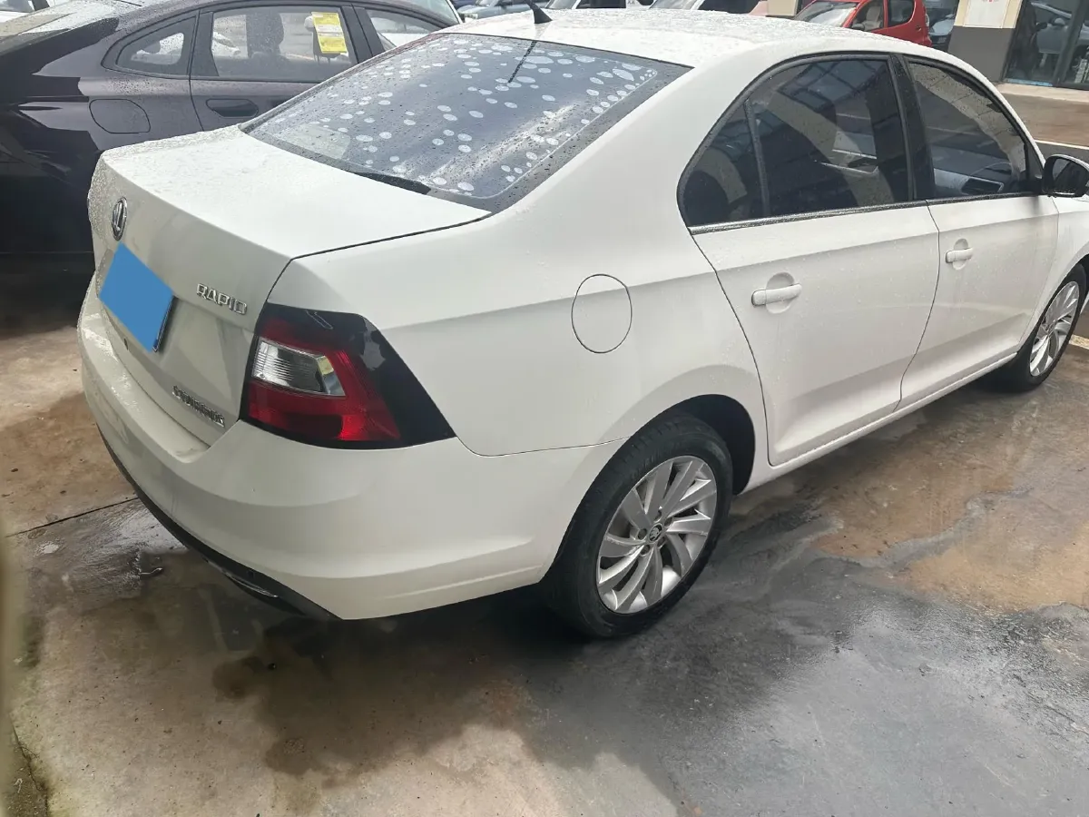 2018 Skoda Rapid 1.6L 110HP L4 6AT,autocango,china used car exporter,china ev exporter,chinese used car exporter,chinese used ev exporter