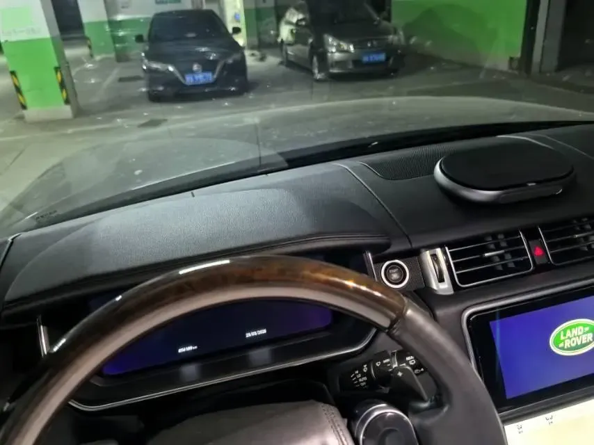 2022 Land Rover Range Rover 3.0T 360HP L6 8AT,autocango,china used car exporter,china ev exporter,chinese used car exporter,chinese used ev exporter