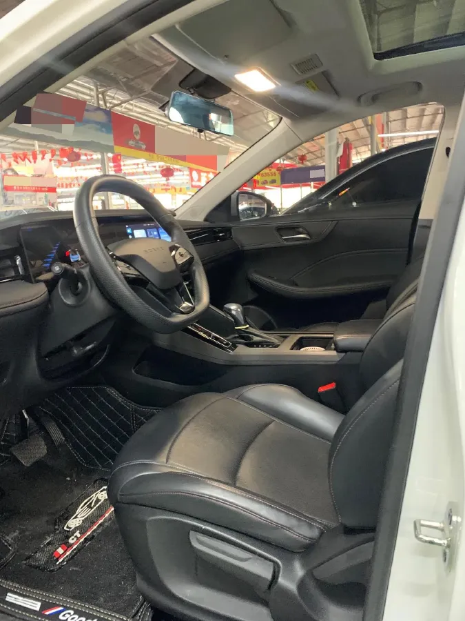 2023 Roewe i5 1.5L 129HP L4 CVT,autocango,china used car exporter,china ev exporter,chinese used car exporter,chinese used ev exporter