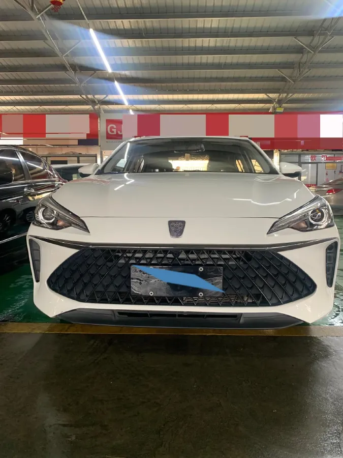 2023 Roewe i5 1.5L 129HP L4 CVT,autocango,china used car exporter,china ev exporter,chinese used car exporter,chinese used ev exporter