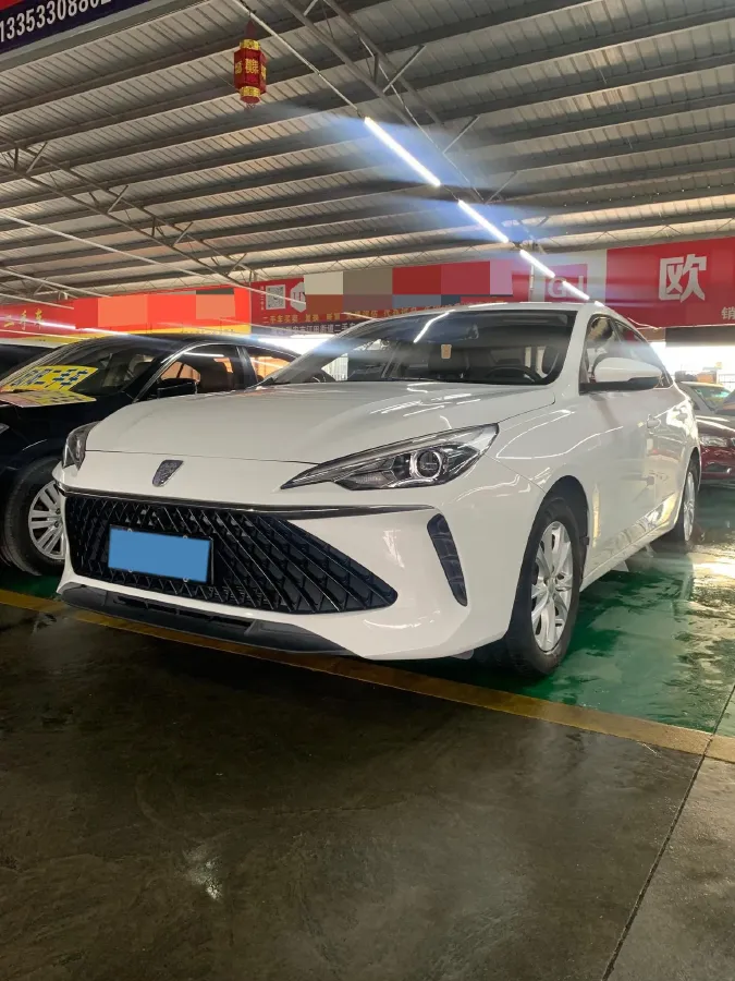2023 Roewe i5 1.5L 129HP L4 CVT,autocango,china used car exporter,china ev exporter,chinese used car exporter,chinese used ev exporter