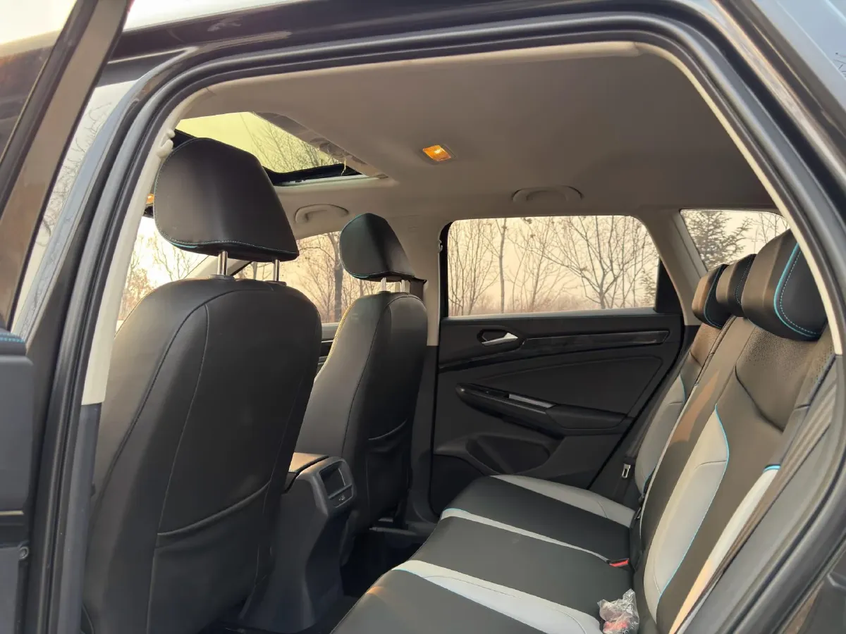 2022 Jetta VS5 1.4T 150HP L4 6AT,autocango,china used car exporter,china ev exporter,chinese used car exporter,chinese used ev exporter